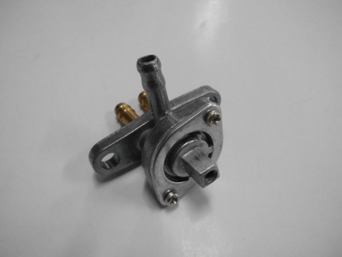 Grifo de combustible moderno 